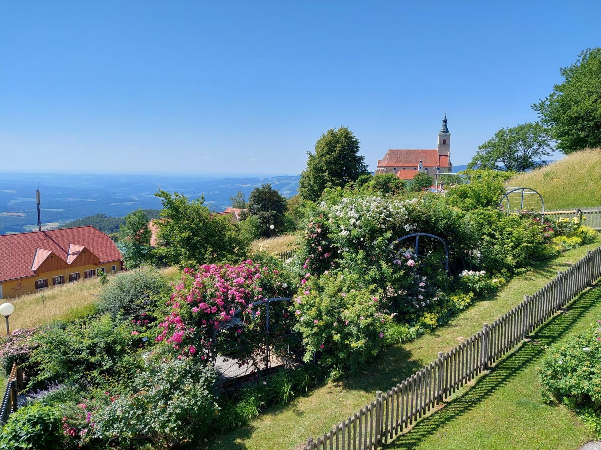 Holiday home In Ruhiger Lage - 3 Schlafzimmer- Grosse Terrasse